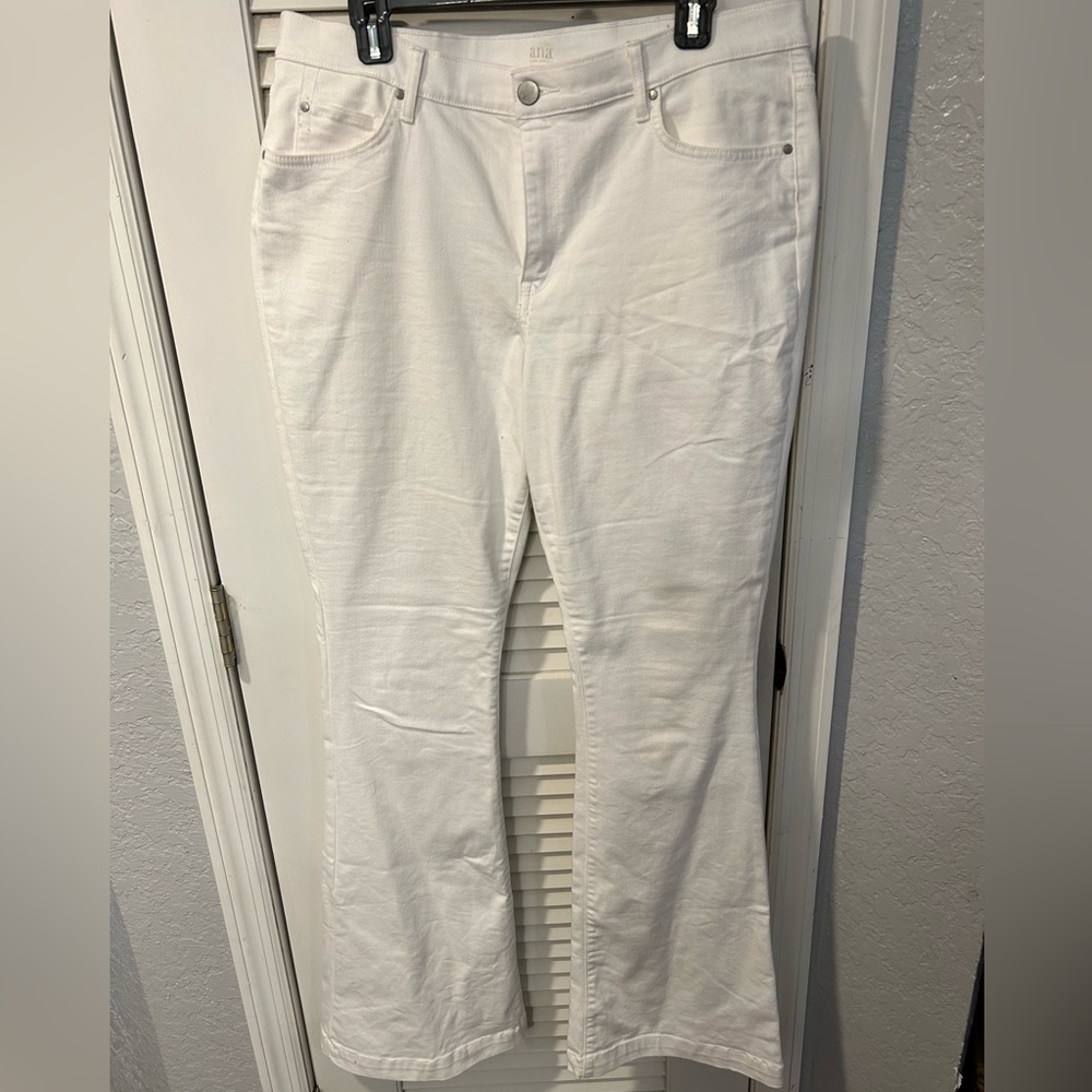 Anna white bell bottom jeans